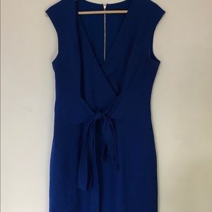 Ellen Tracy - Knee Length Tie Dress